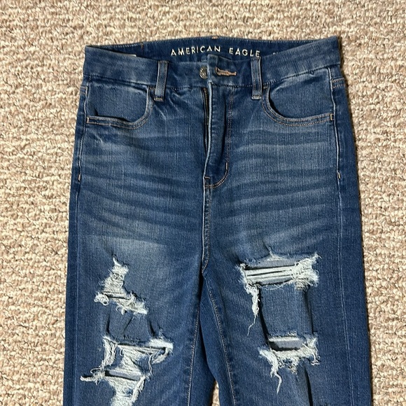 American Eagle high waisted, skinny jeans - Picture 2 of 3